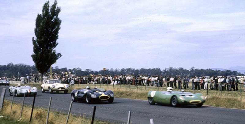 Pit Straight, 1964